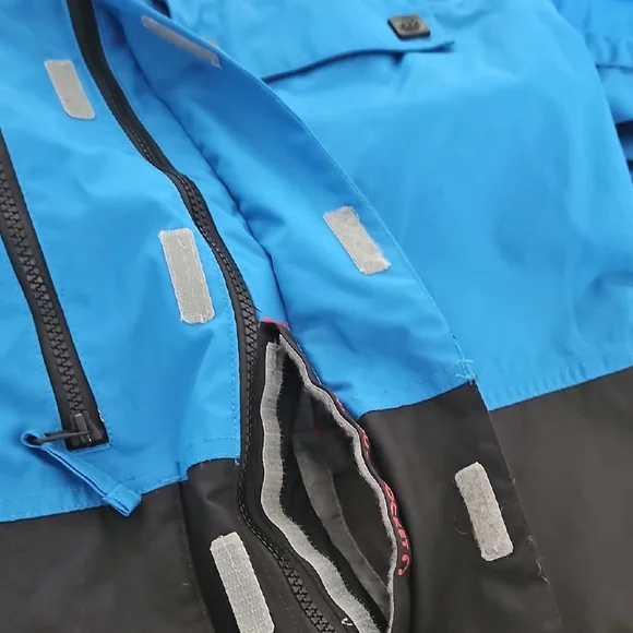 686 jacket - Picture 11 of 13